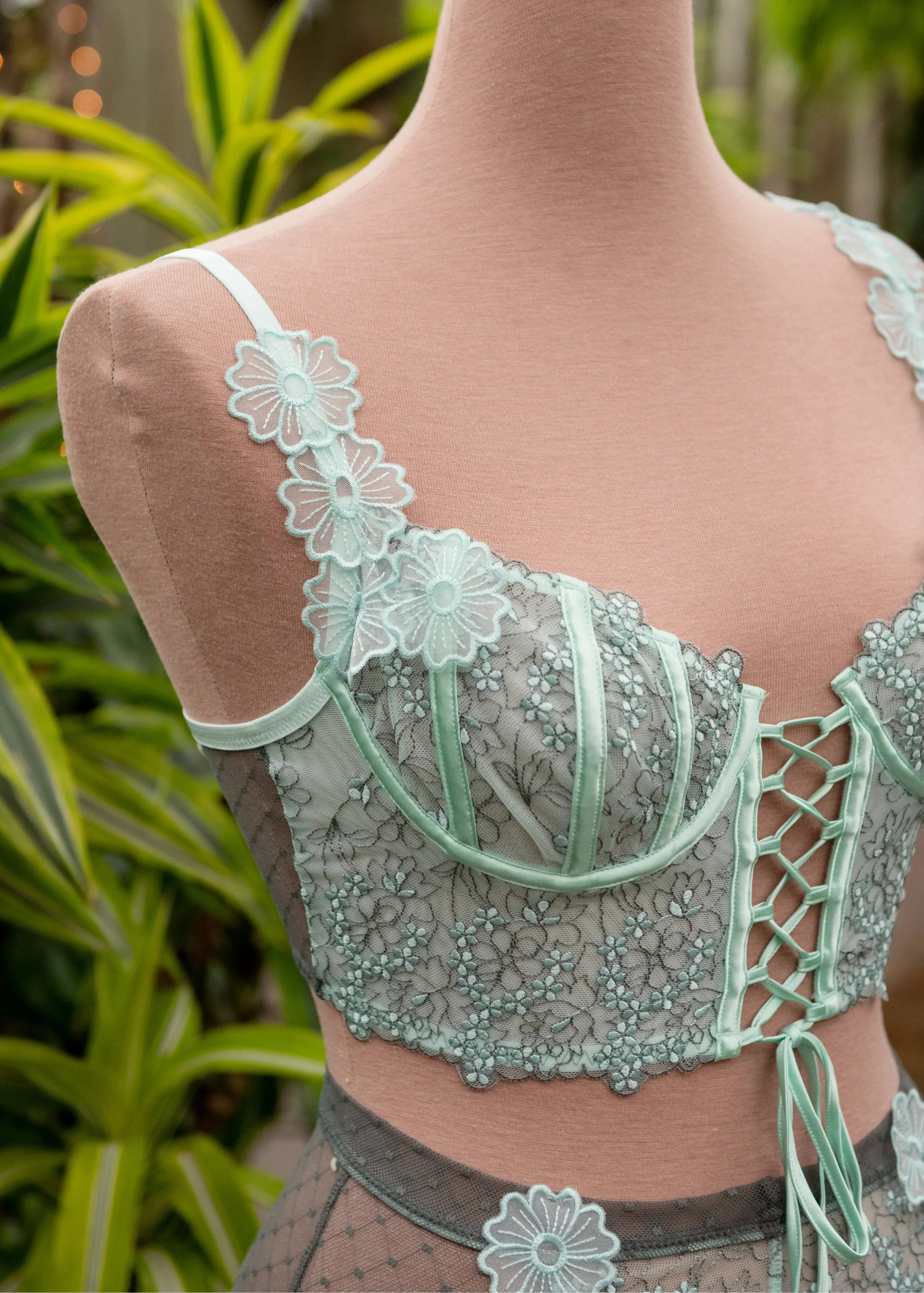 Embroidered Underwire Lace-Up Corset - Mint Julep