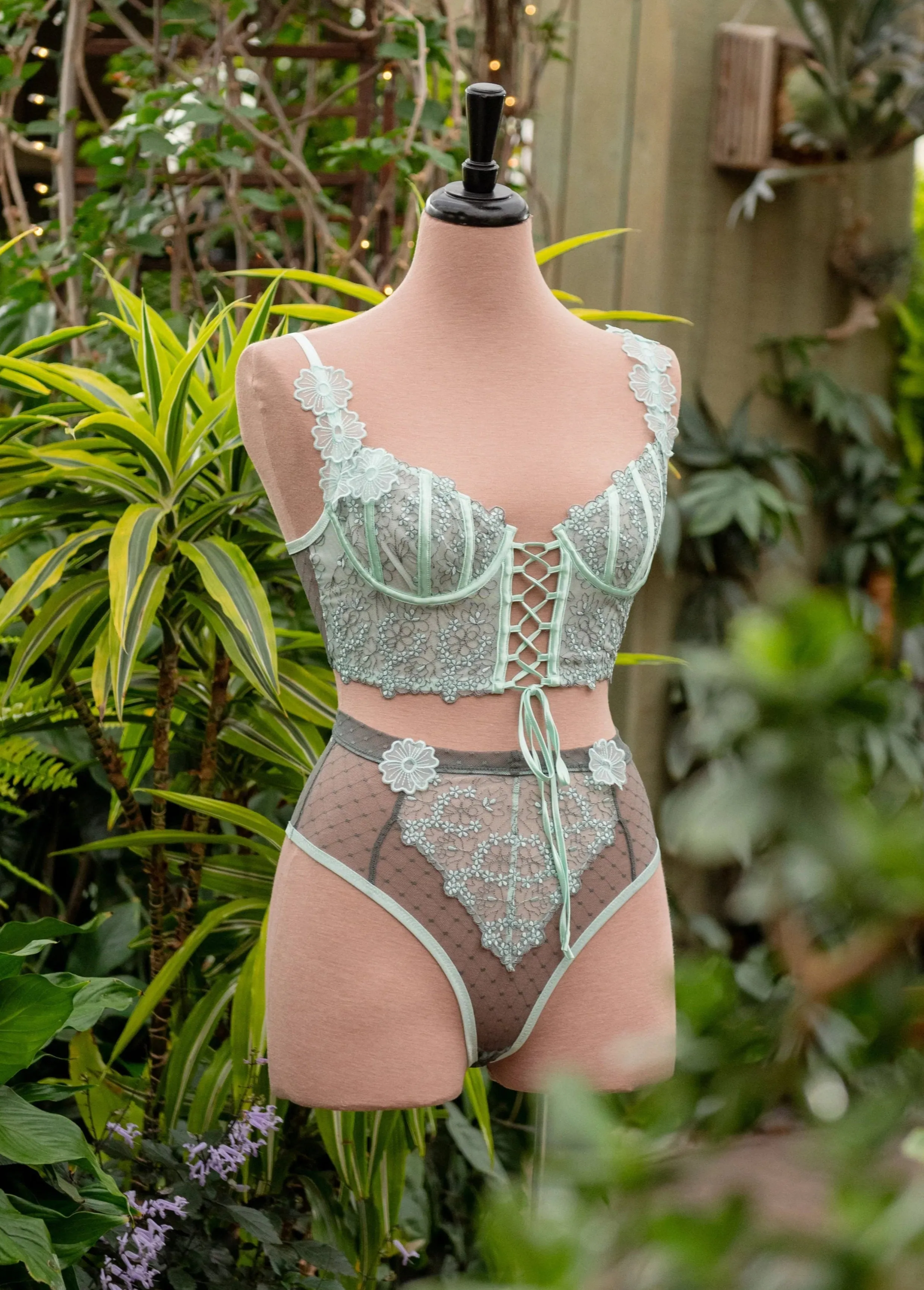 Embroidered Underwire Lace-Up Corset - Mint Julep