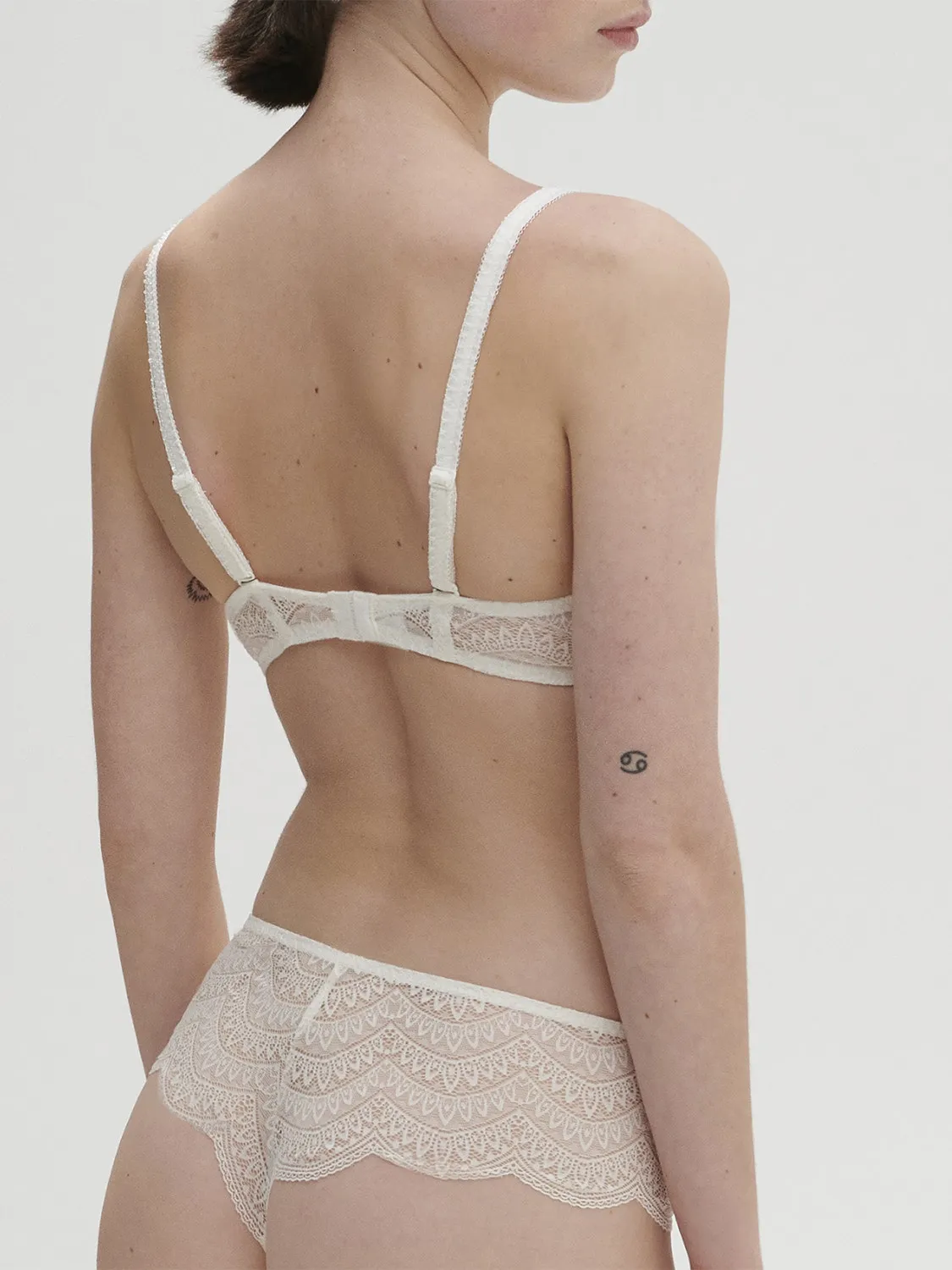 Karma Bralette - Ivory