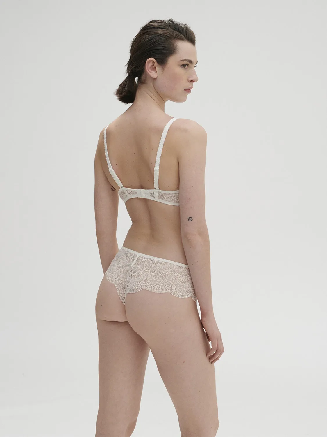 Karma Bralette - Ivory