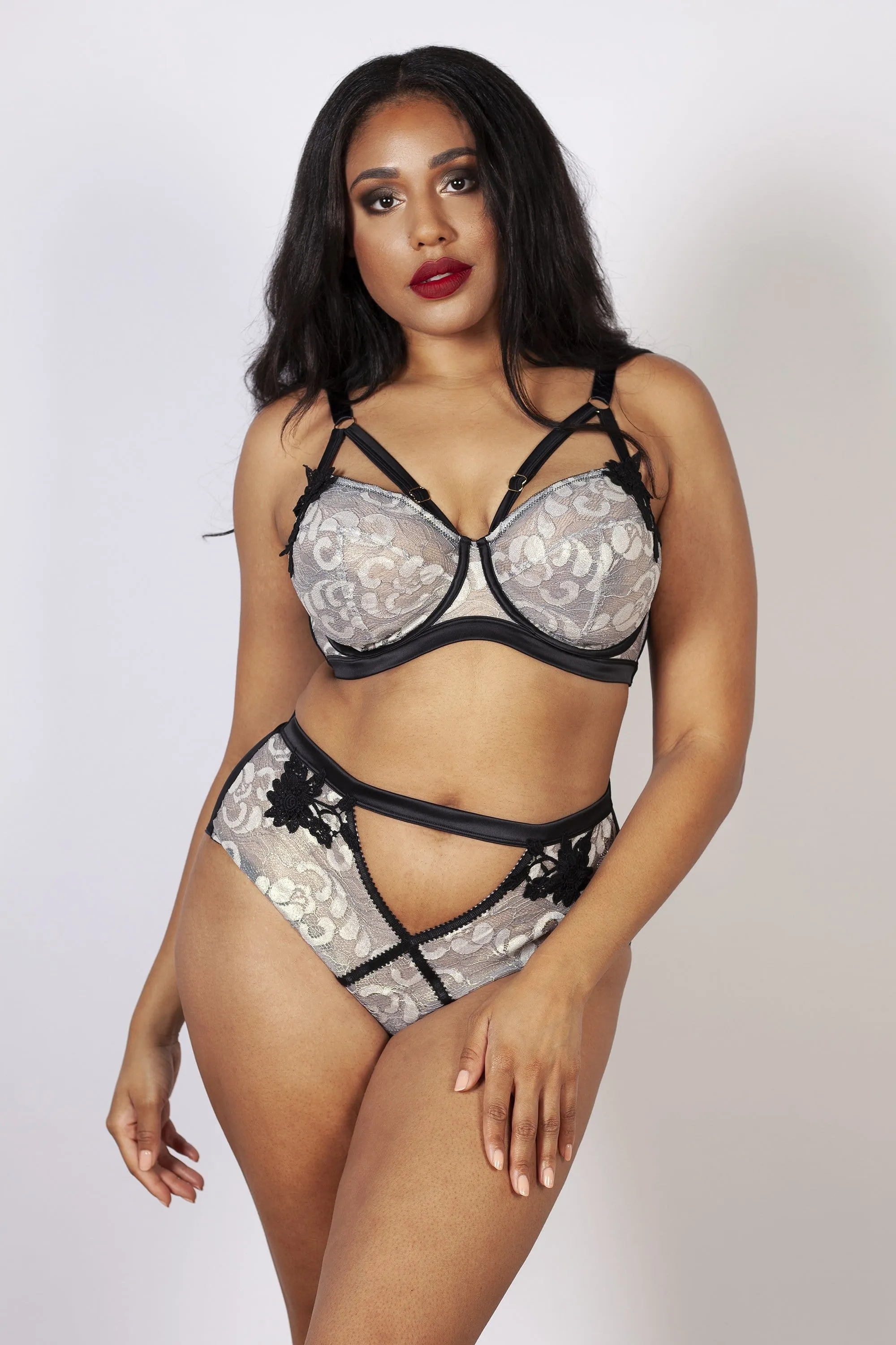 Renee Embroidered Underwired Bra B - K