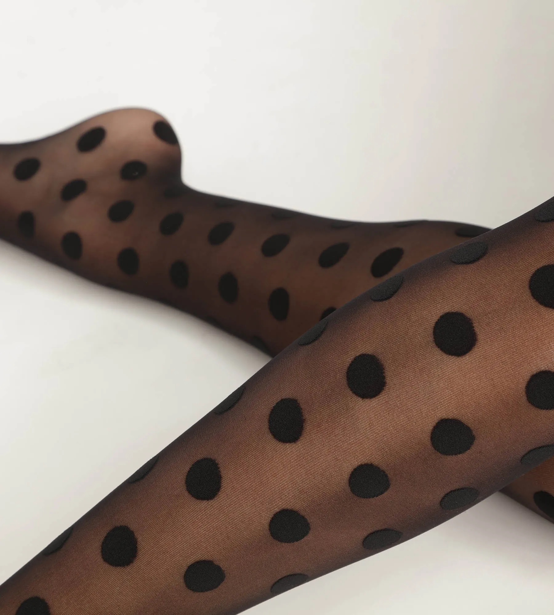 Women's sheer tights with large black polka dots Dim Style