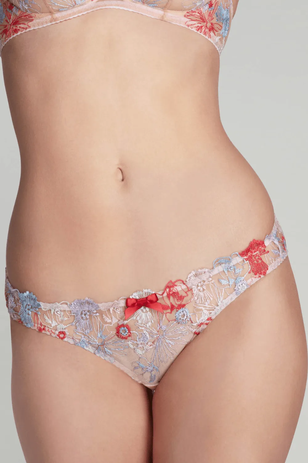 Zuri Brief. Size 5 (UK 14)